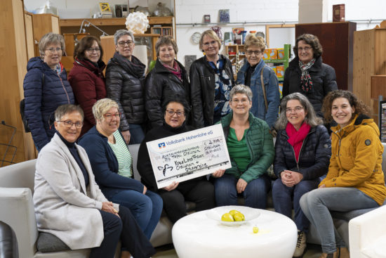 Die Kreislandfrauen Crailsheim besuchen die Crailsheimer Tafel