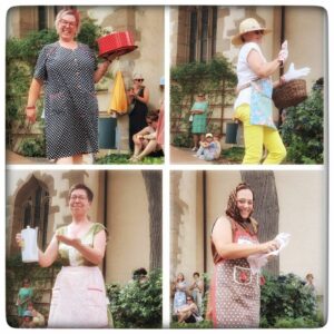 Catwalk mit Kittelschürze auf dem Kulturwochenende in Crailsheim